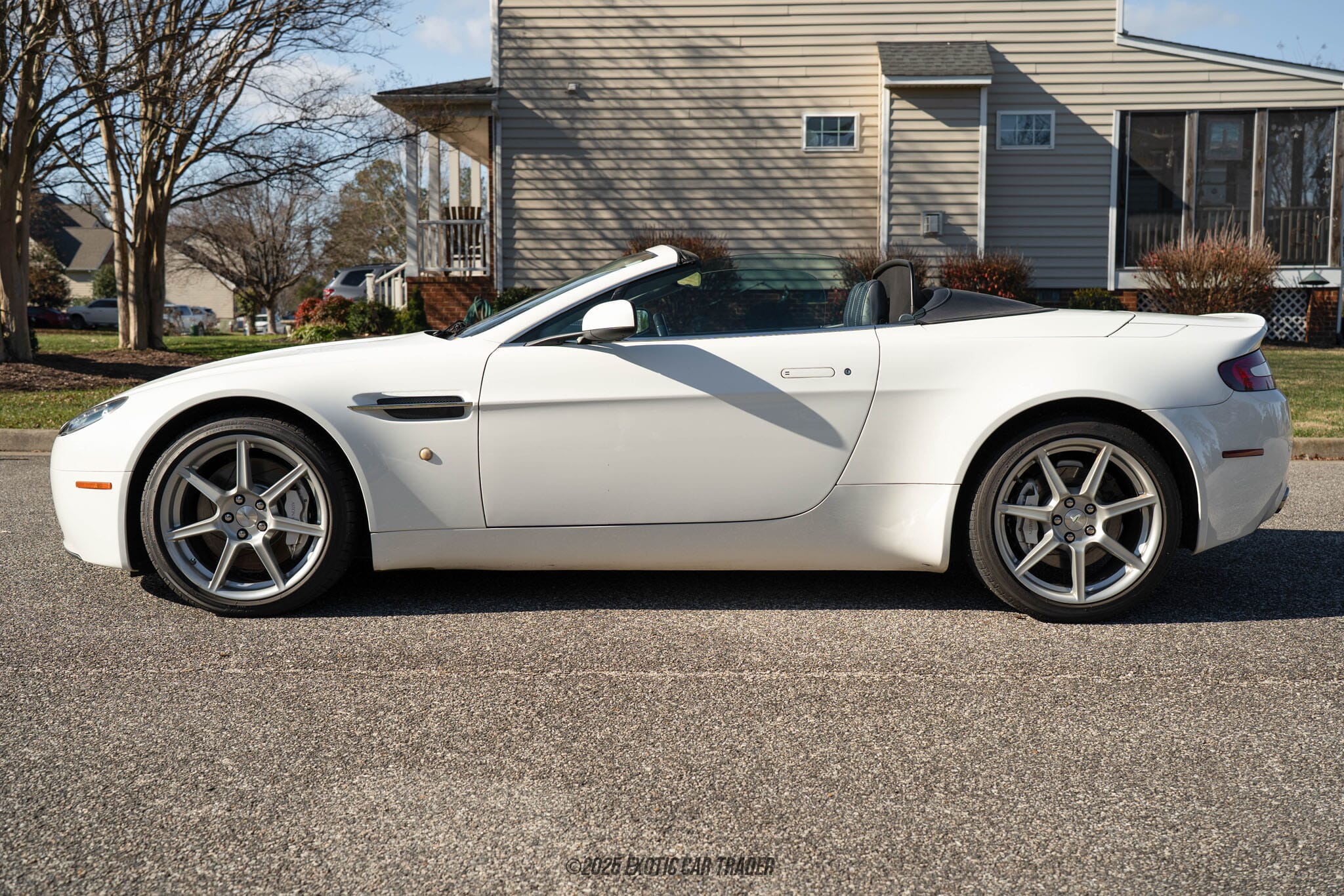 2008 Aston Martin V8 Vantage Roadster 6-Speed